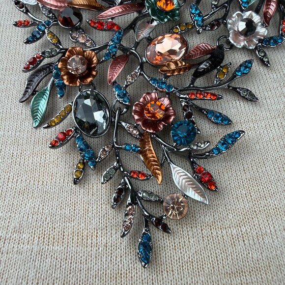 Two Piece Necklace & Earring Set - Enamel & Rhinestone Flower Necklace 16.5 - 20 - Picture 9 of 14